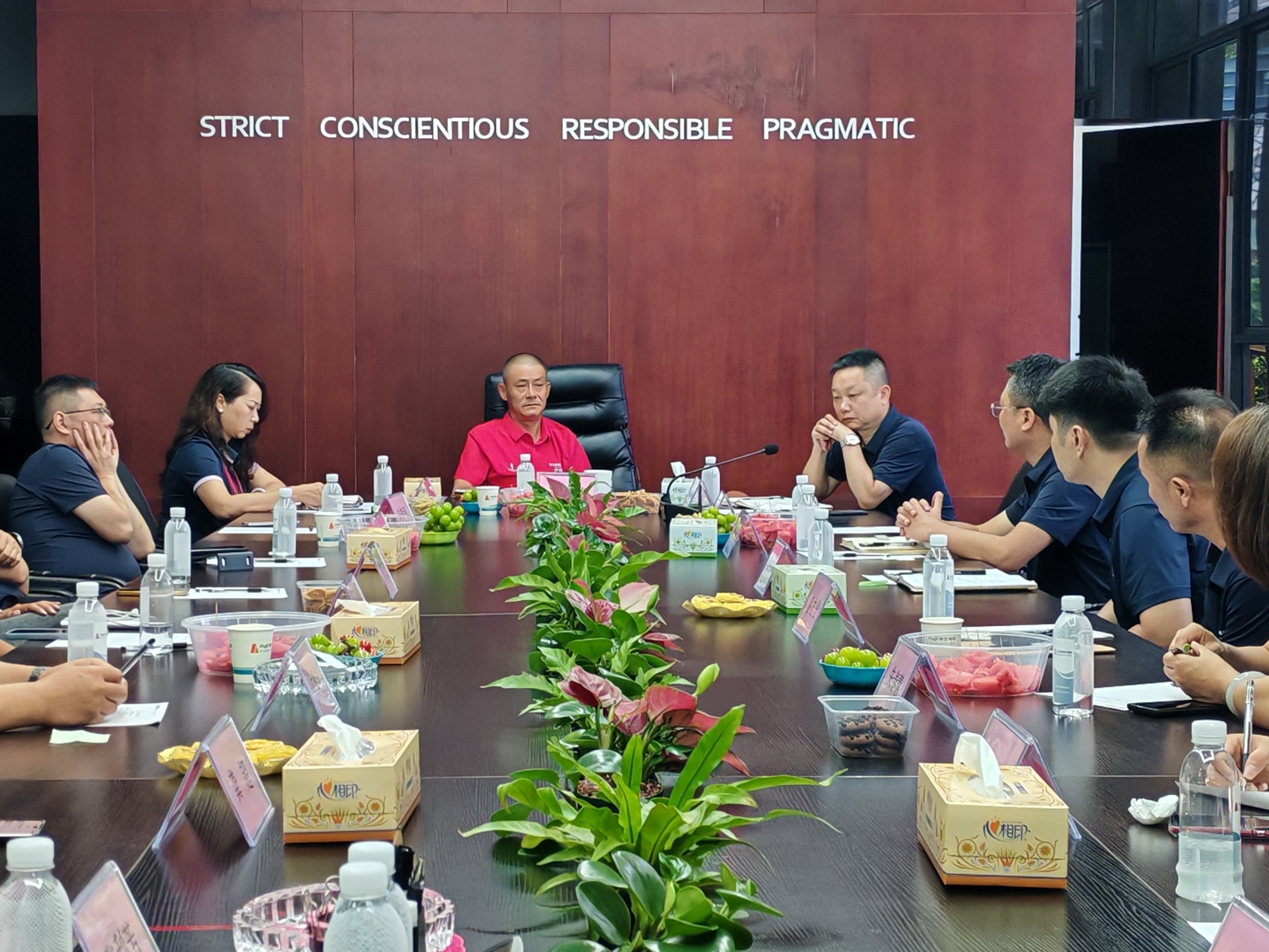 破局前行,聚力攻坚 | 西甲押注-(中国)有限公司
年中总结规划会 破局前行,聚力攻坚 | 西甲押注-(中国)有限公司
年中总结规划会