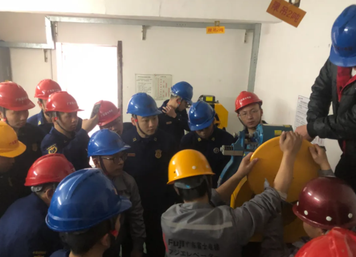 防风险 助救援 | 西甲押注-(中国)有限公司
助力2024年湖南省消防救援队伍基层指挥员培训(郴州承训点) 防风险 助救援 | 西甲押注-(中国)有限公司
助力2024年湖南省消防救援队伍基层指挥员培训(郴州承训点)